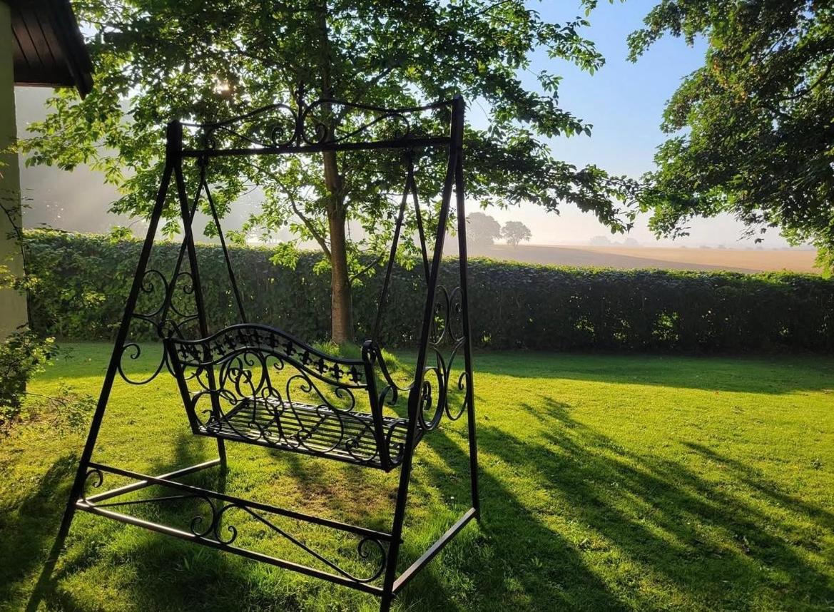 Klagstorp Aespoegarden Bed & Breakfast المظهر الخارجي الصورة